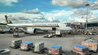 【2025年最新】何時間必要?シンガポール空港の乗り継ぎ情報